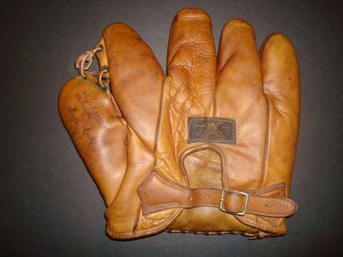 Hugh Critz D&M G27X Back